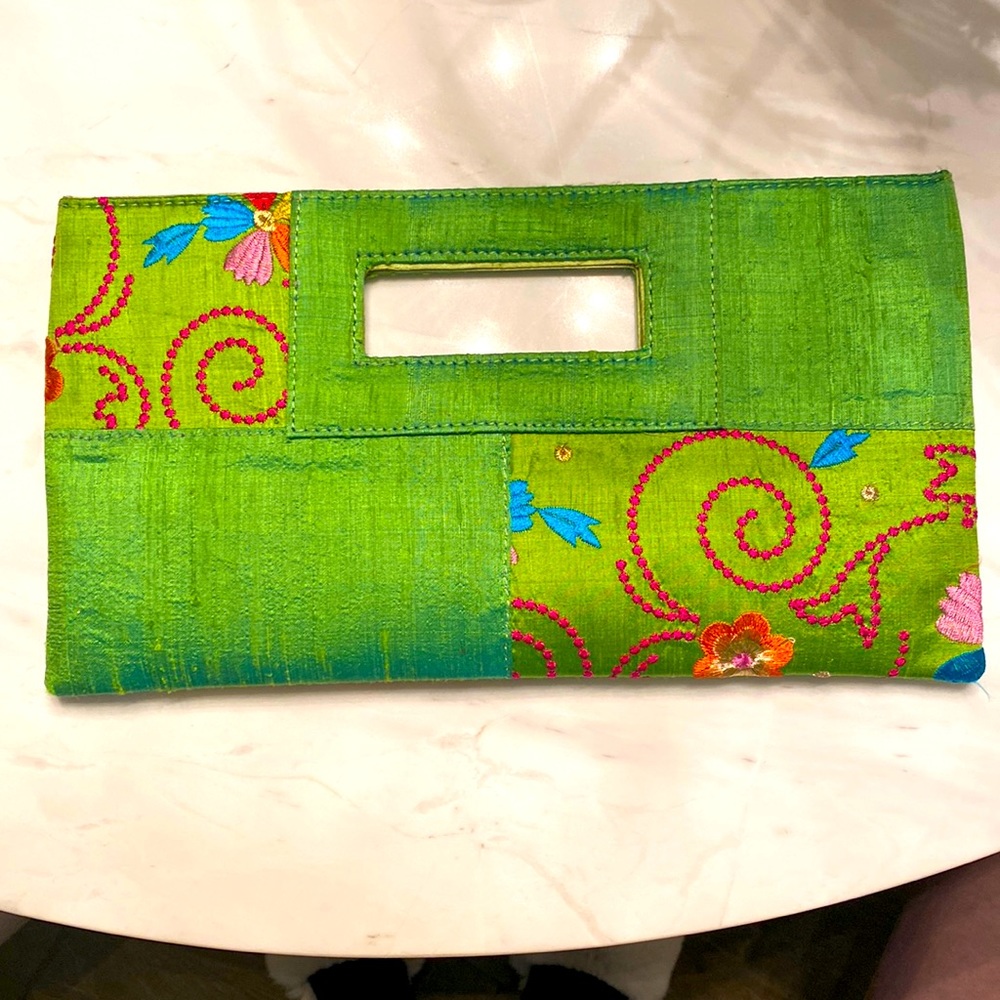 Clutch purse